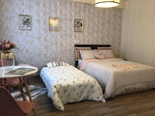 Studio Parisien, Le Louis Blanc France
